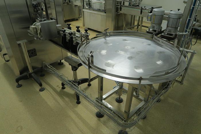 Used LIQUID FILLING LINE