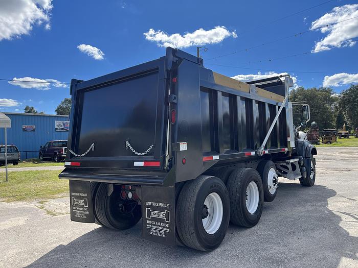 Used 2006 MACK CV713 Granite 5606