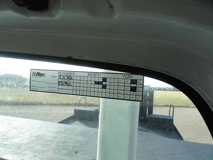 Used 2005 GMC / Altec TOPKICK C7500 / LRV55