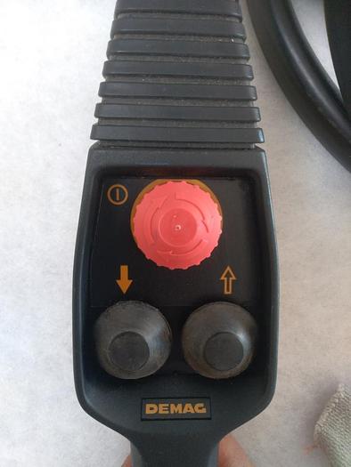 Steuerflasche DSK3 DP1, Demag, mit Anschlusskabel 2,8m, neu