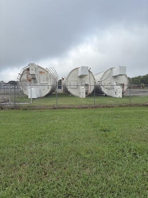 Used Appco #5000, e-tank silos