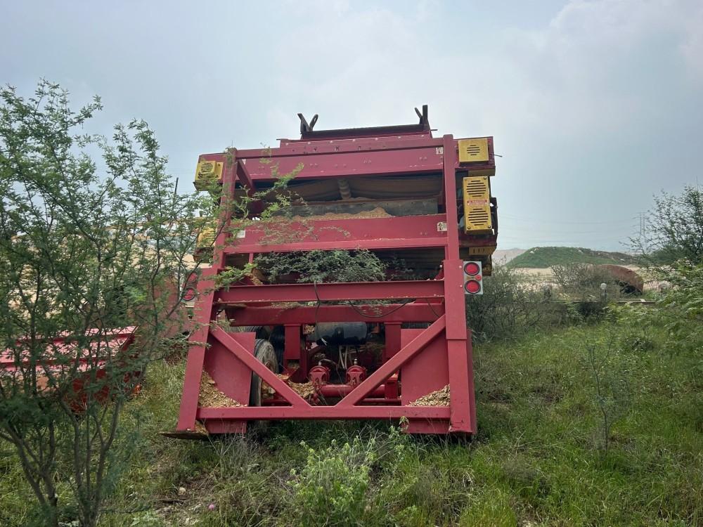 Used 72" x 192" McLanahan #616TD, portable screen chassis, triple deck screen plant