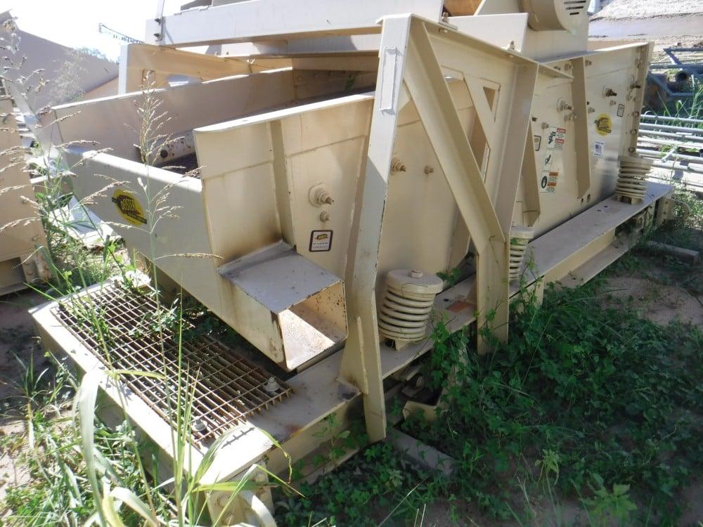 Used 48" x 120" Deister #BHT-1410, inclined screen
