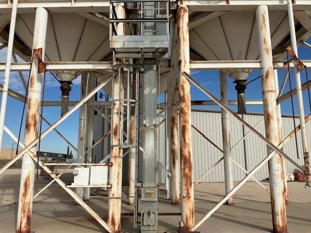 Used Silo storage systems (2 available)