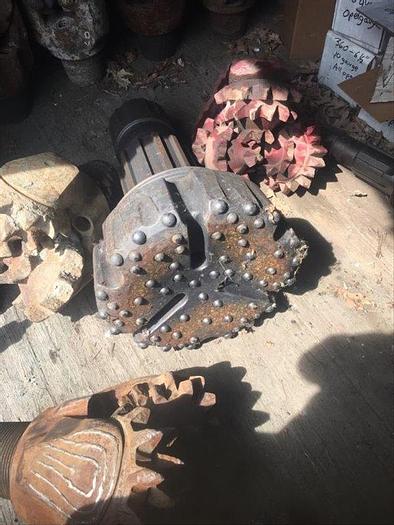 Used 0 Atlas Copco QL120 DHD DTH Hammer & 24" & 17-1/2" Bits 0Package