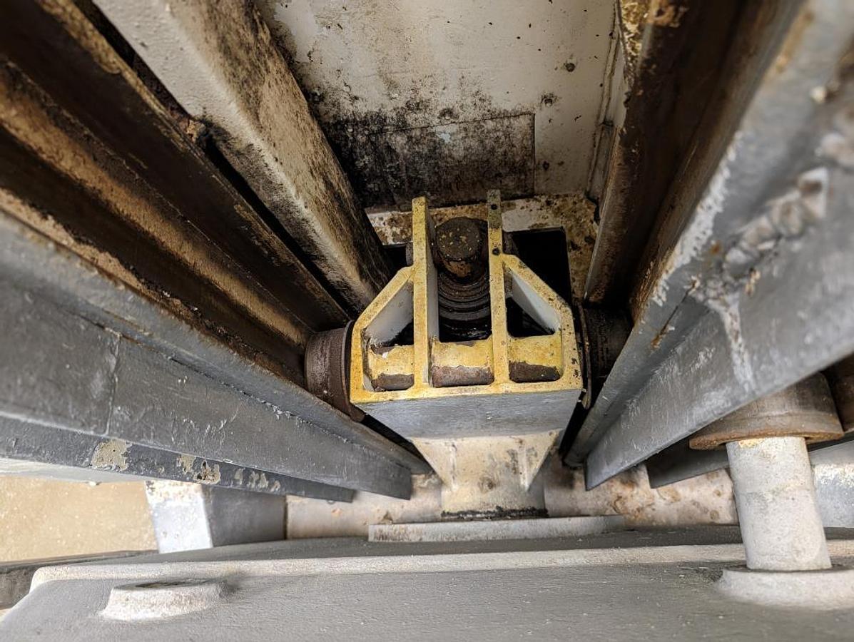 Used Empire AR 300 Tippable Mixer