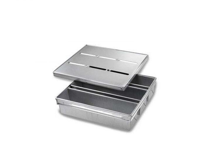 Chicago Metalic Commercial Bakeware