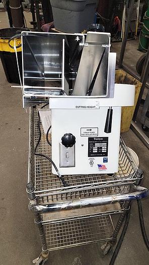 Used Dutchess M-270 Bun/Bagel/Bread Slicer