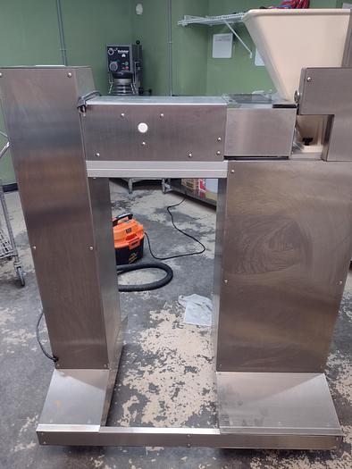 Used Somerset SDD-450 Divider