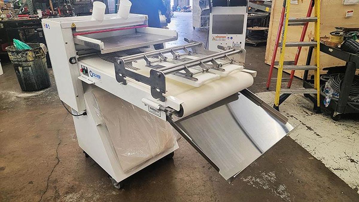 Demo Oliver 4-24 BL2 Bolillo Moulder