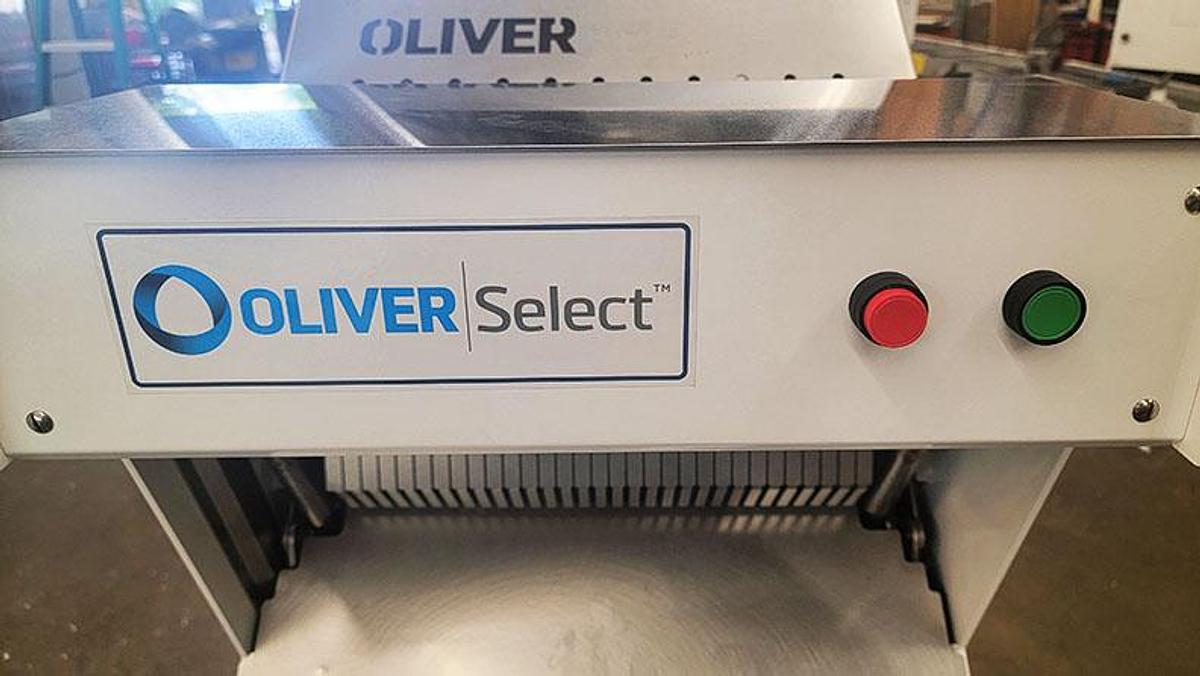 Demo Oliver Bread Slicer 747 Select - 1/2" Slice