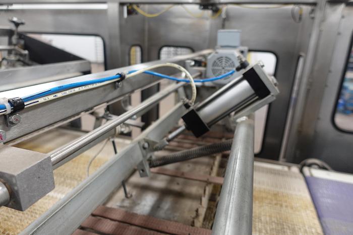 Used Bulk Bun Slicing and Packaging