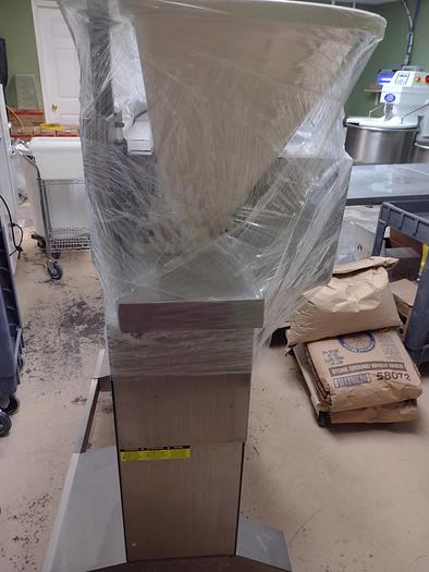 Used Somerset SDD-450 Divider