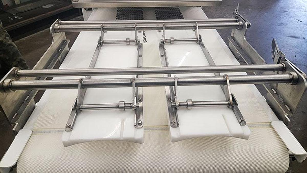 Demo Oliver 4-24 BL2 Bolillo Moulder