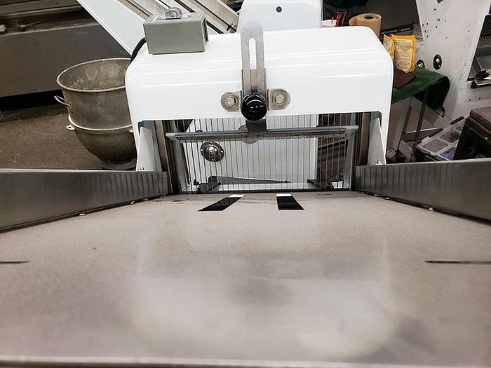 Refurbished Oliver 797 Bread Slicer 1/2" Slice