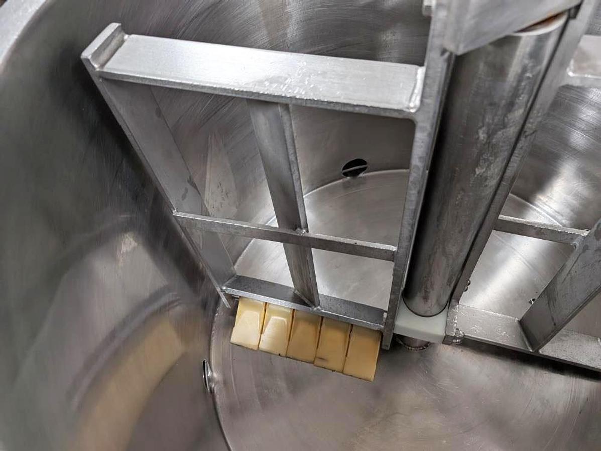 Used Savage 450 Chocolate Melter