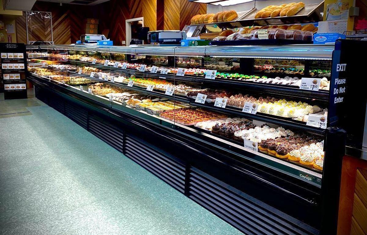 Cayuga Double Curved High Capacity Full Service Display Case