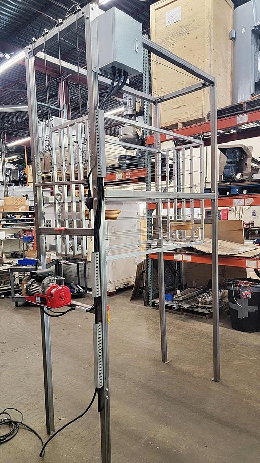 Banneton Elevated Storage Rack