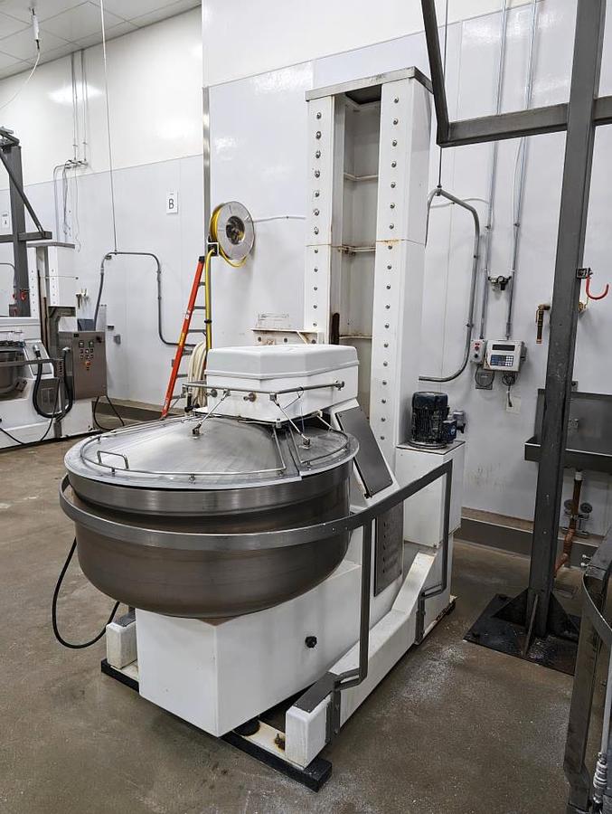 Refurbished Empire AR 300 Tippable Mixer