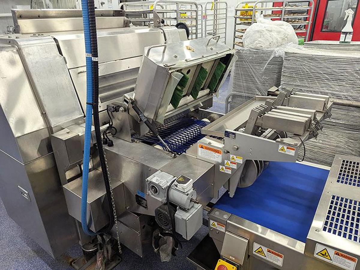 Used Rheon V4 Divider M#VX 122 w/ Stretcher, Slitter, Panner and Dough Lift