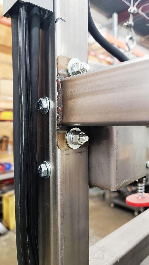 Banneton Elevated Storage Rack