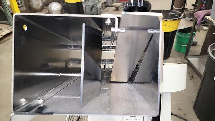 Used Dutchess M-270 Bun/Bagel/Bread Slicer