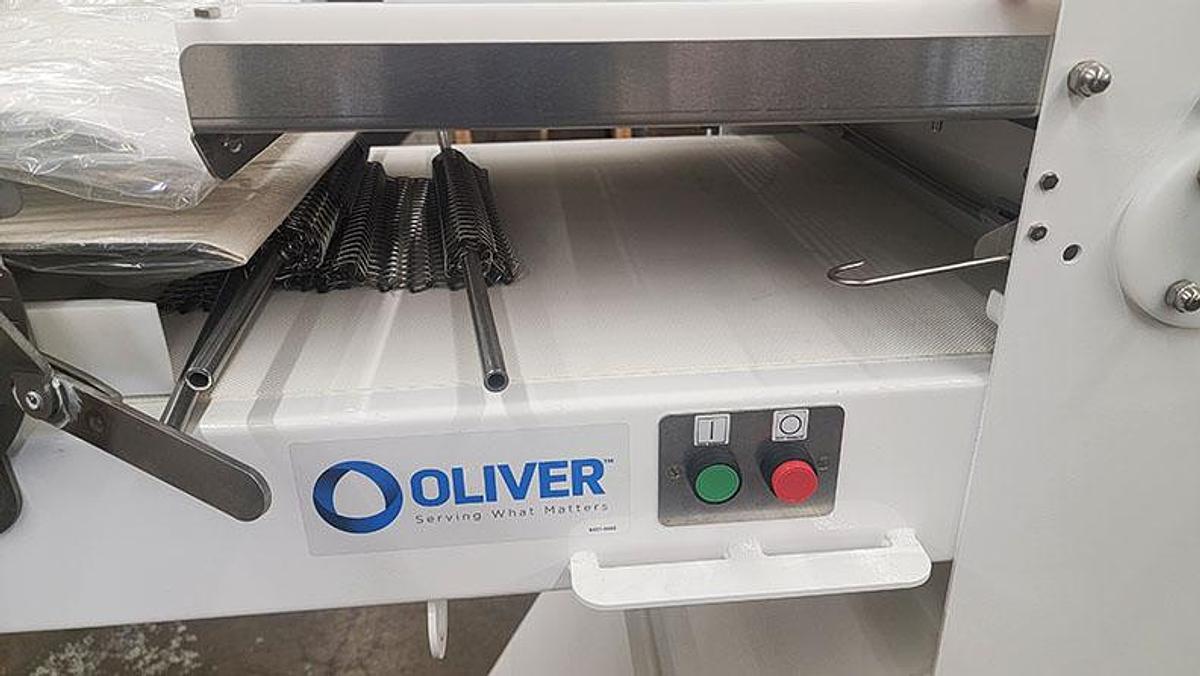 Demo Oliver 4-24 Sheeter Moulder