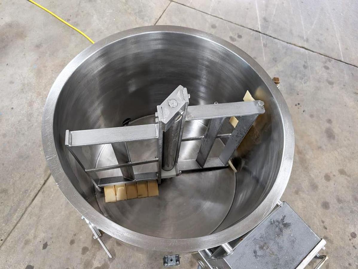 Used Savage 450 Chocolate Melter