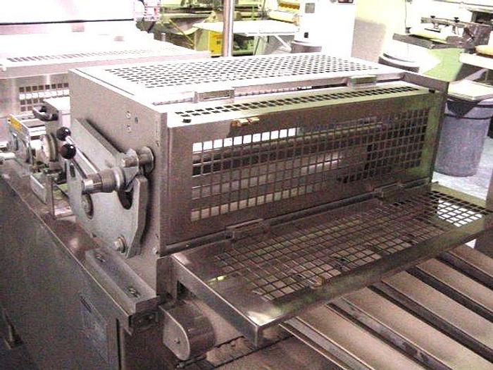 Refurbished SOLD  2003 KOENIG FUTURA II AND FORMSTATION BUN AND ROLL LINE