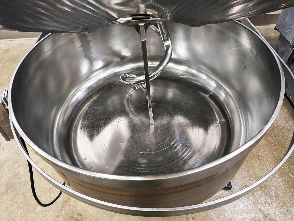 Refurbished Empire AR 300 Tippable Mixer