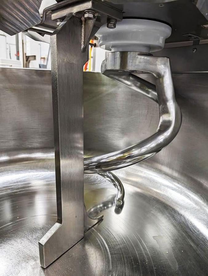 Refurbished Empire AR 300 Tippable Mixer