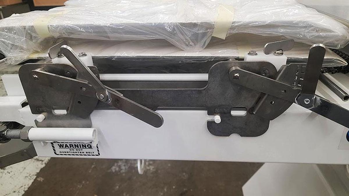 Demo Oliver 4-24 Sheeter Moulder