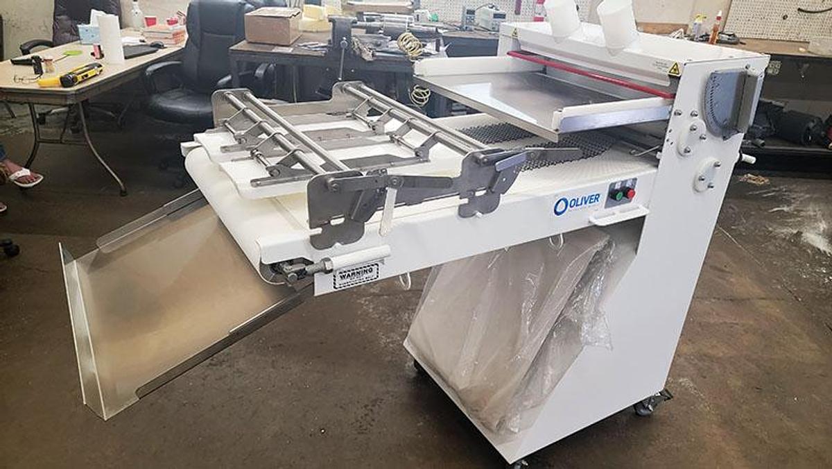 Demo Oliver 4-24 BL2 Bolillo Moulder