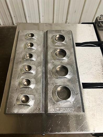 Refurbished Triumph Magna Cookie Machine