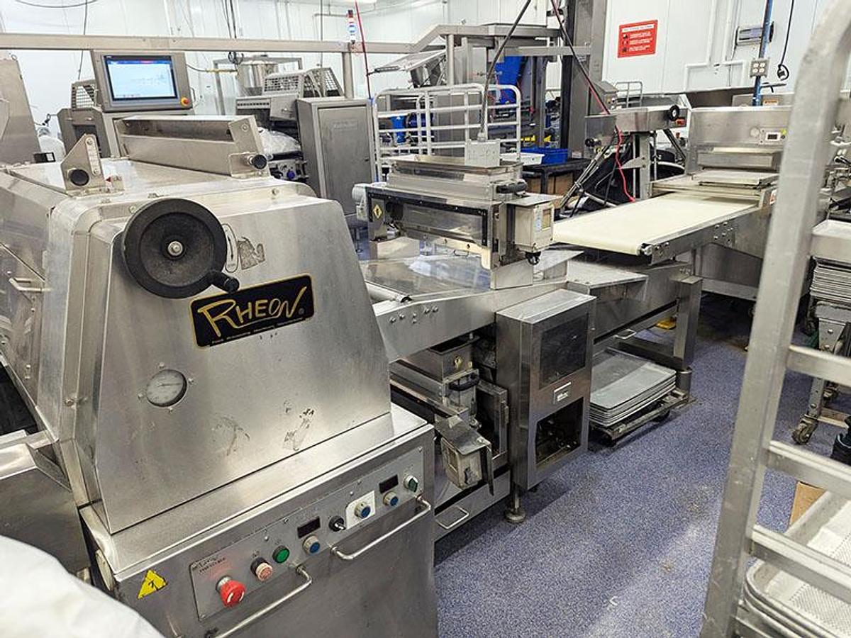 Used Rheon V4 Divider M#VX 122 w/ Stretcher, Slitter, Panner and Dough Lift