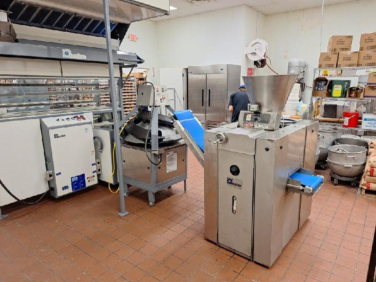 Refurbished Benier Bread and Roll System