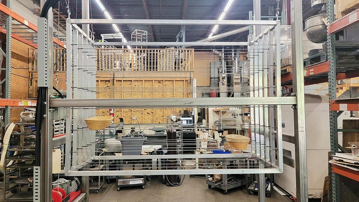 Banneton Elevated Storage Rack