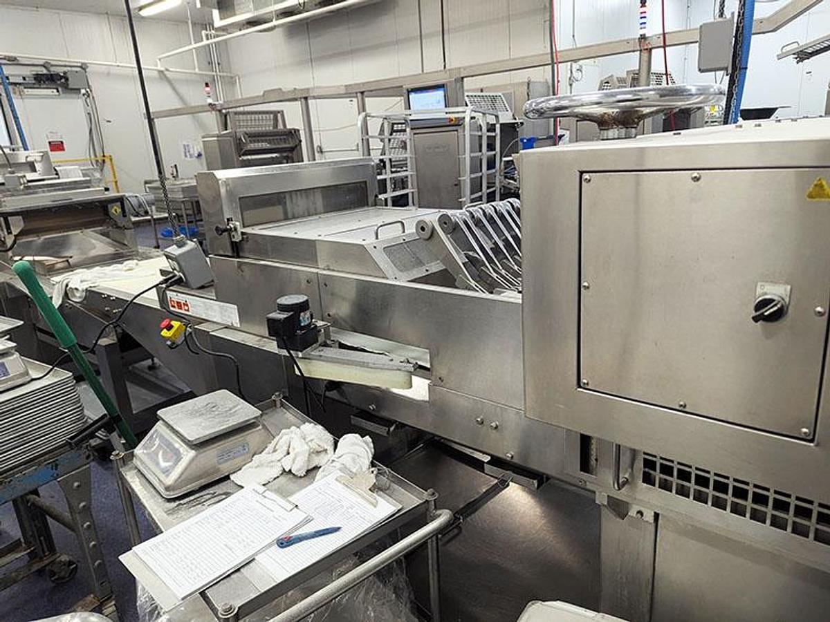 Used Rheon V4 Divider M#VX 122 w/ Stretcher, Slitter, Panner and Dough Lift