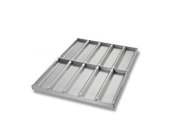 Chicago Metalic Commercial Bakeware
