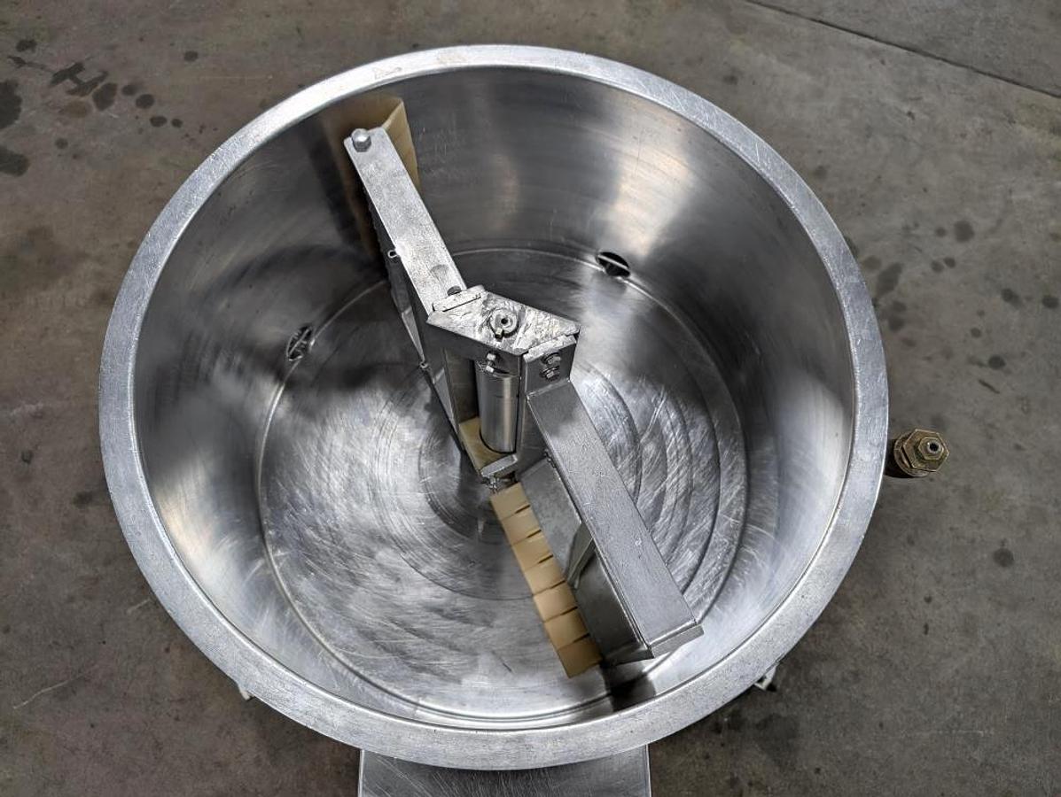 Used Savage 300 Chocolate Melter