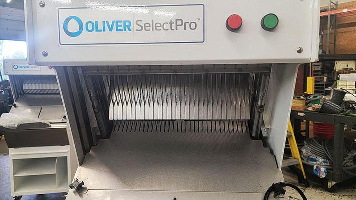 Demo Oliver Pro Select 747 - 1/2" Slice