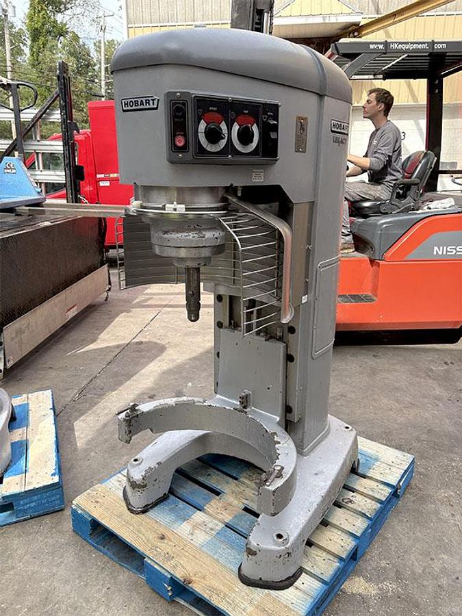 Used Hobart HL1400 Legacy Mixer, 140 qt capacity