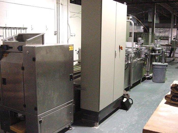 Refurbished SOLD  2003 KOENIG FUTURA II AND FORMSTATION BUN AND ROLL LINE