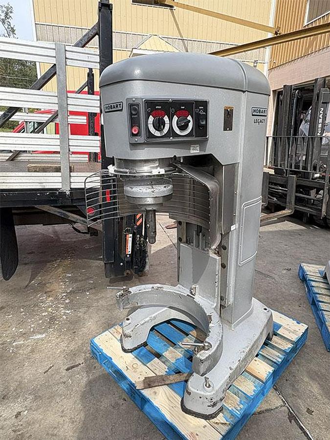 Used Hobart HL1400 Legacy Mixer, 140 qt capacity