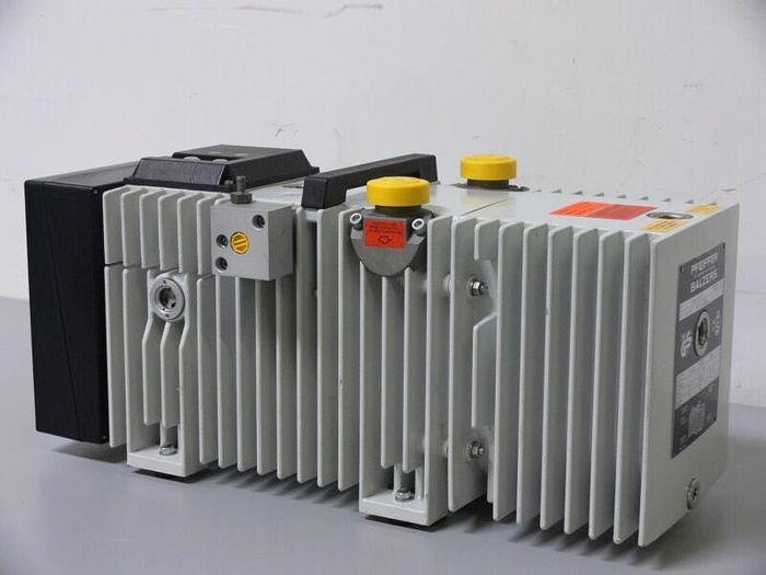 Used Pfeiffer Balzers UNO 016B Single Stage Vacuum Pump  9.5 CFM