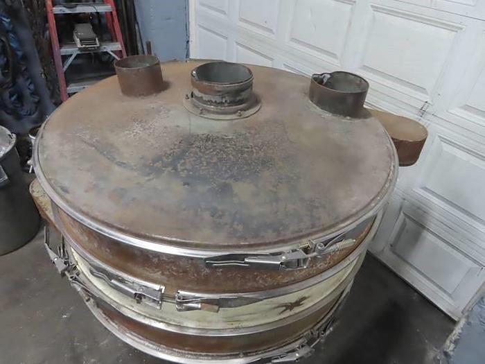 Used 48" SWECO SCREENER - C/S - 2 DECK (3 SPOUT) - TOP COVER