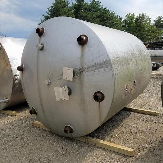 Used 3,000 GALLON VERTICAL STORAGE TANK - S/S
