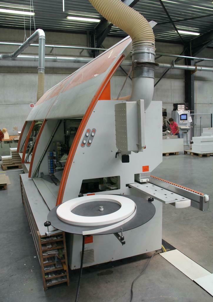 Usado 2008 HOLZHER Contriga 1366