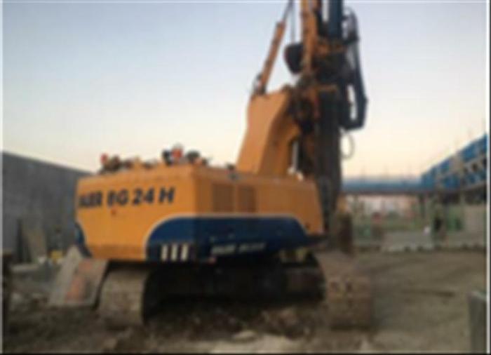 Used 2012 Bauer Maschinen BG 24 H Drill Rig
