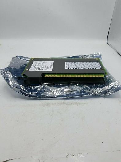 ALLEN BRADLEY 1771-IQ16/B Isolated DC Input Module